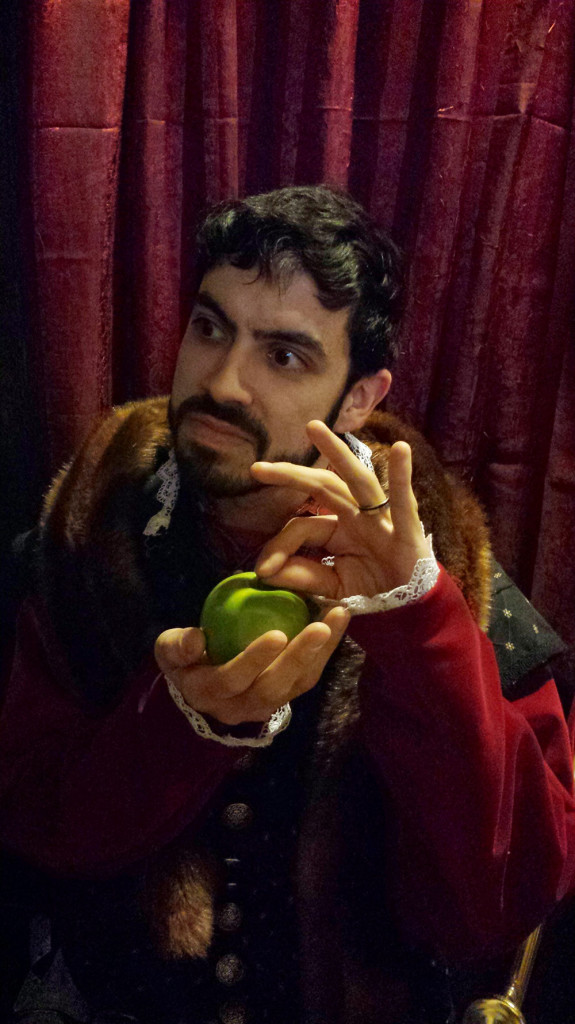 boy with apple with beard